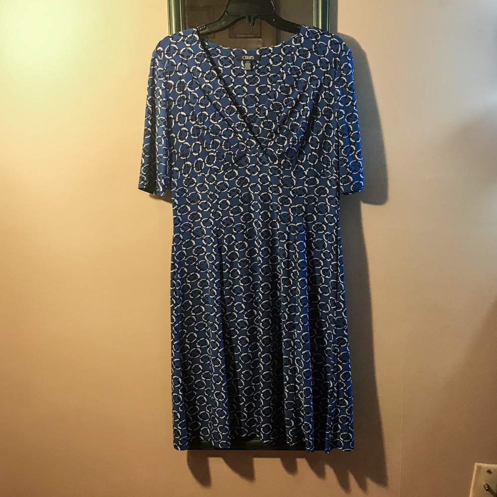Short sleeve dress